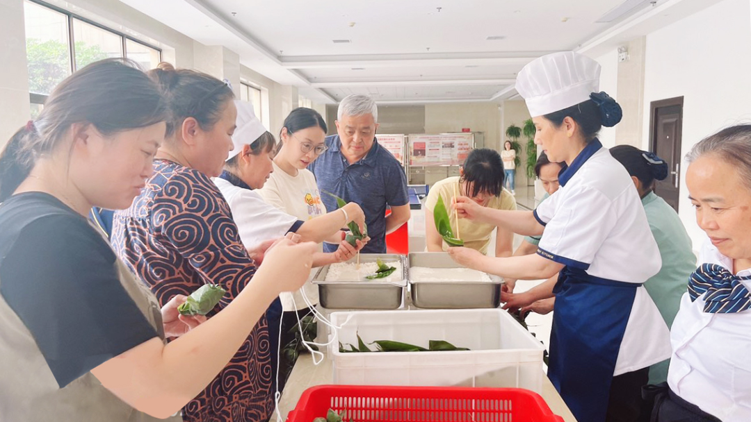 鑫连鑫物业丨 粽情端午，祝您安康！