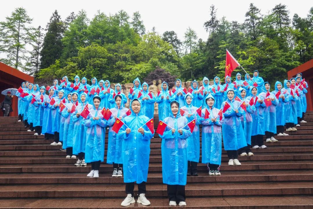 1745840000180301.jpg 80df6ad2ffbda822bc007b8c586772cf.jpg