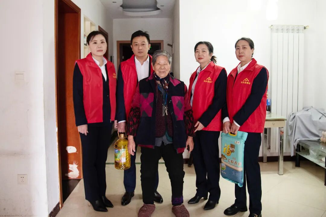 1764832370876287.jpg 9c7b5103908dc2dcbaf554d4e5e8bc95.jpg