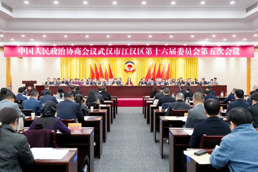 于“精”处着力，于“暖”处用心｜鑫连鑫物业圆满完成“两会”服务保障任务